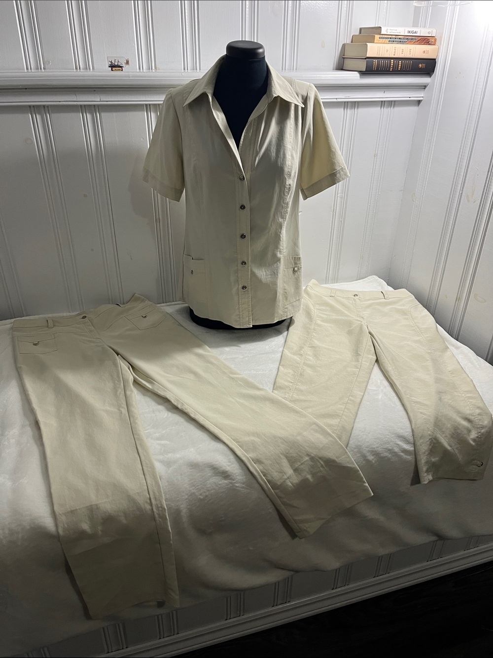 Classic Women's Short-Sleeve Button Shirt and Pants Set - Cream